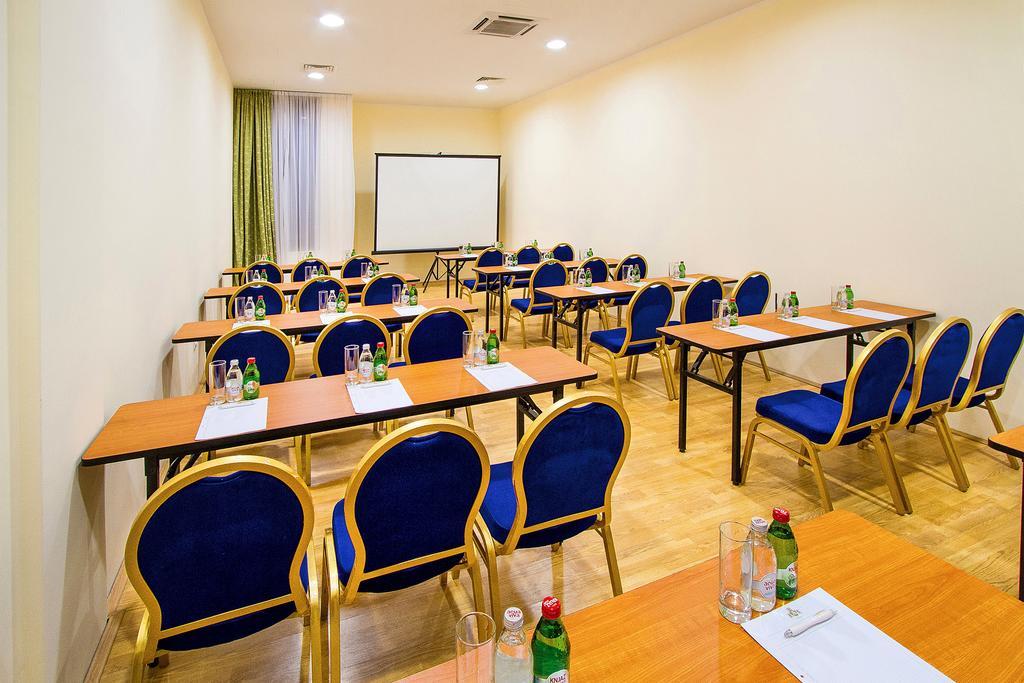 A Hoteli - Hotel Sloboda Šabac 외부 사진